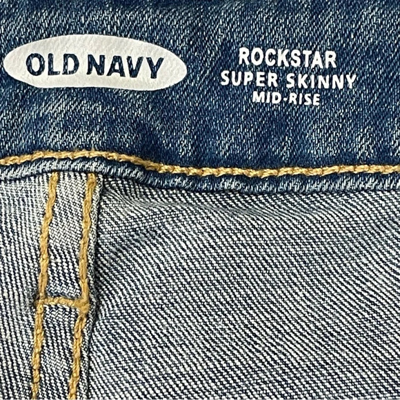OLD NAVY Mid-Rise Rockstar Super Skinny Jeans in Pacifica - Picture 6 of 9